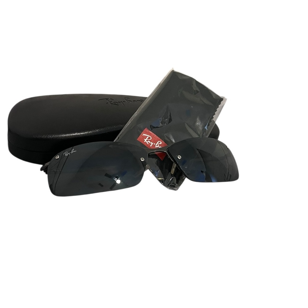 Ray-Ban Men’s Dark Lens Sunglasses with Case